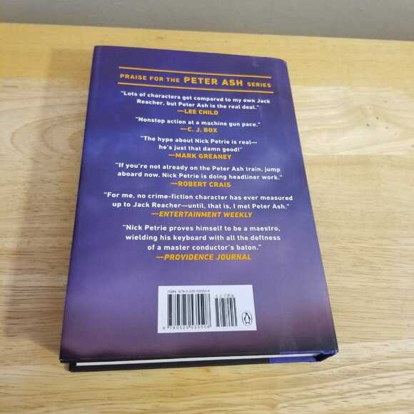 The Runaway: A Peter Ash Novel, Nick Petrie, Hardback - Picture 3 of 5